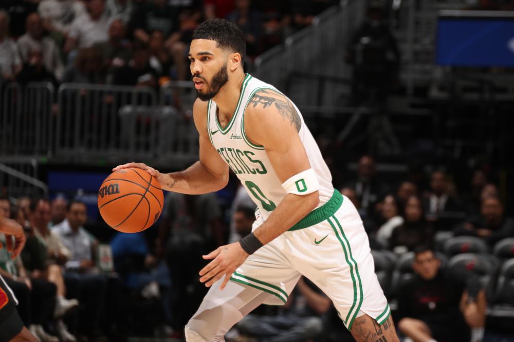 挥着巨大作 挥着巨大作