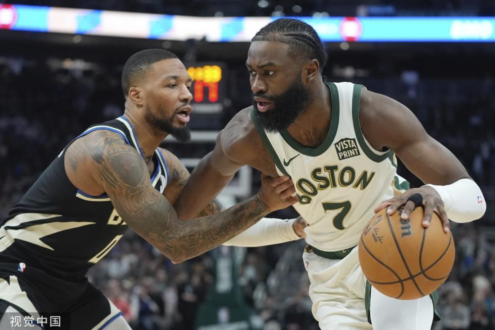 场上再添一 场上再添一