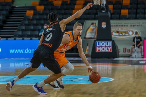 布的主场战 布的主场战